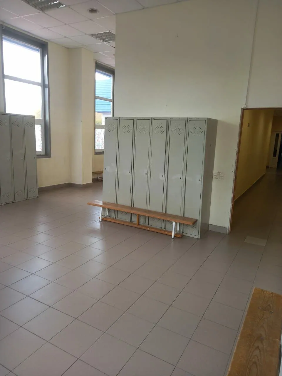 В раздевалке