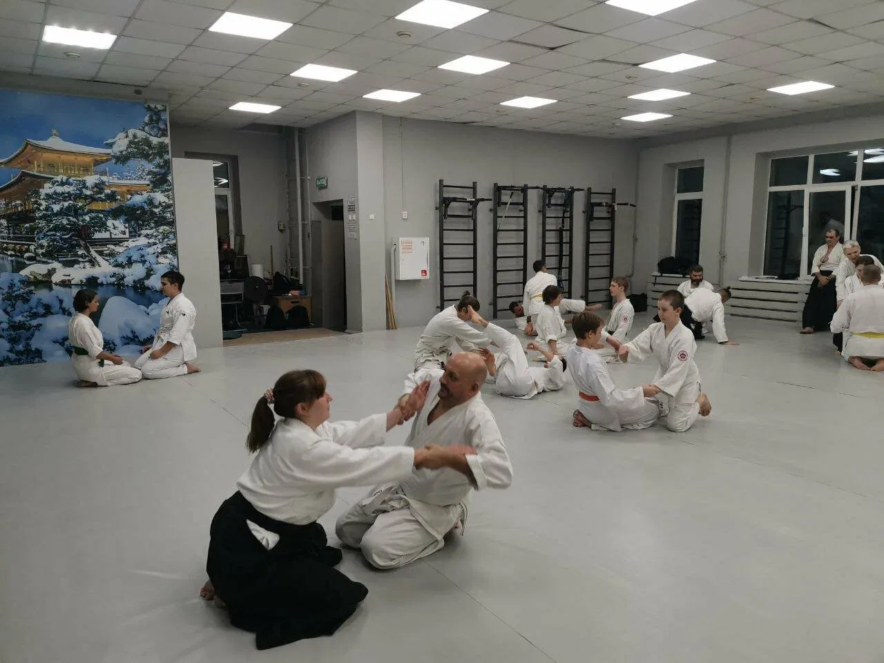 Тренировка на площади Калинина