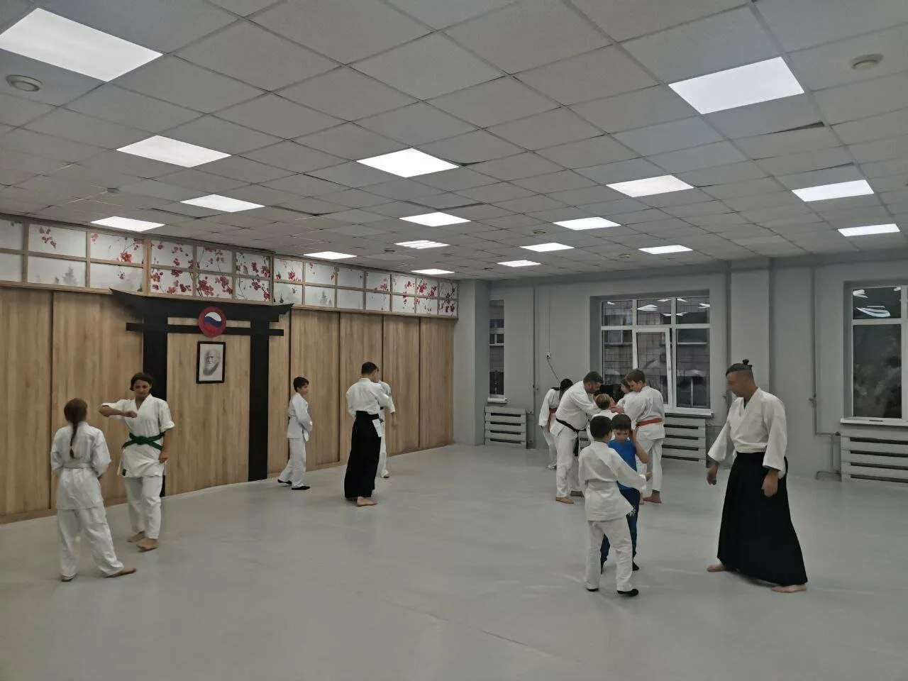 Тренировка на площади Калинина