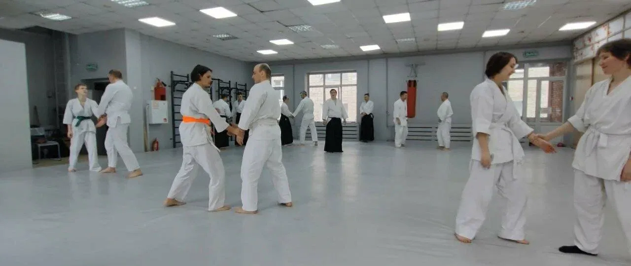 Тренировка на площади Калинина